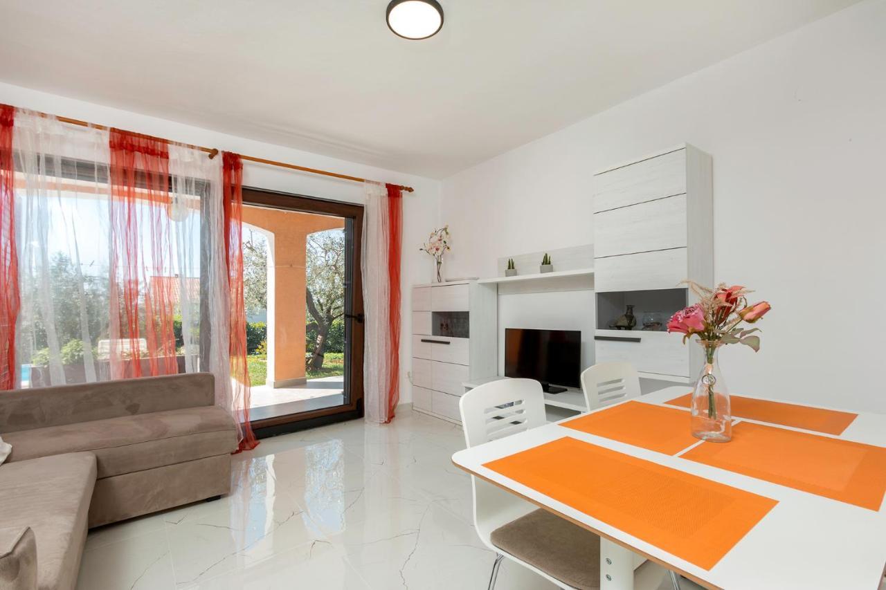 Apartments Marija 821 Póla Kültér fotó